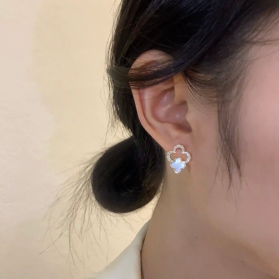 Bông tai nữ đính đá hình cỏ 4 lá-E16