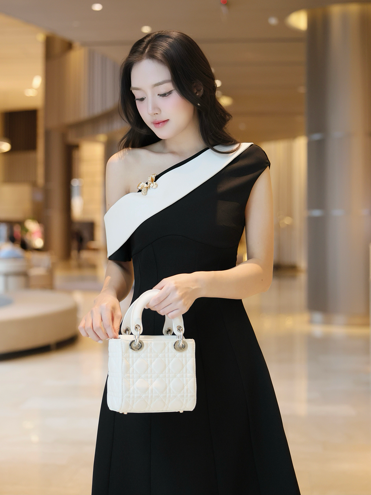 Đầm xòe tiệc dài lệch vai kèm tag D4475A