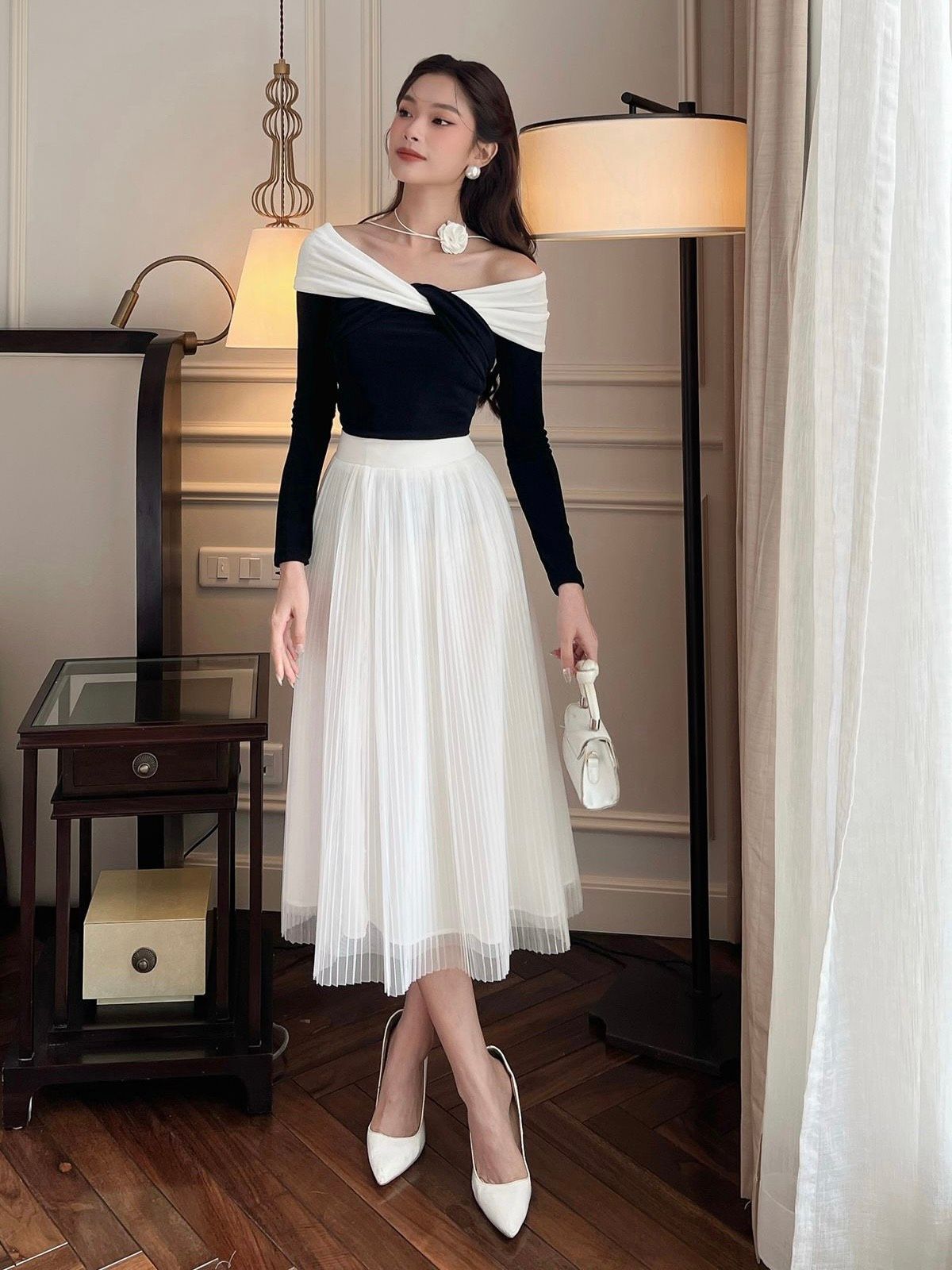 Áo Thun ánh kim tay dài phối trắng-A2356