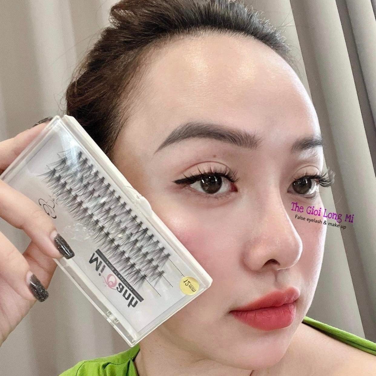 Hộp lông mi chùm tự nối tại nhà màu đen 60 miếng thương hiệu Mi Oanh (không bao gồm keo nối mi)