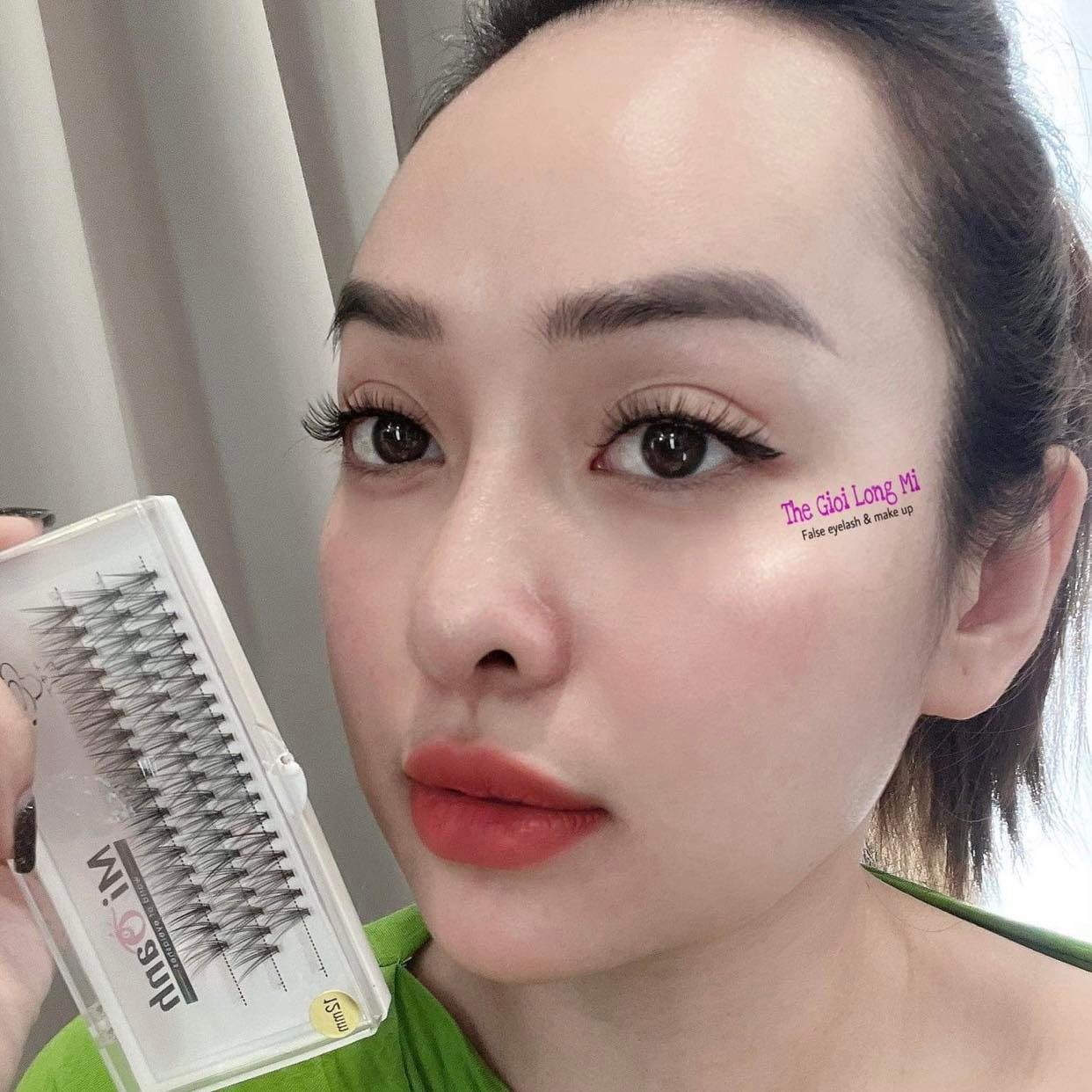 Hộp lông mi chùm tự nối tại nhà màu đen 60 miếng thương hiệu Mi Oanh (không bao gồm keo nối mi)