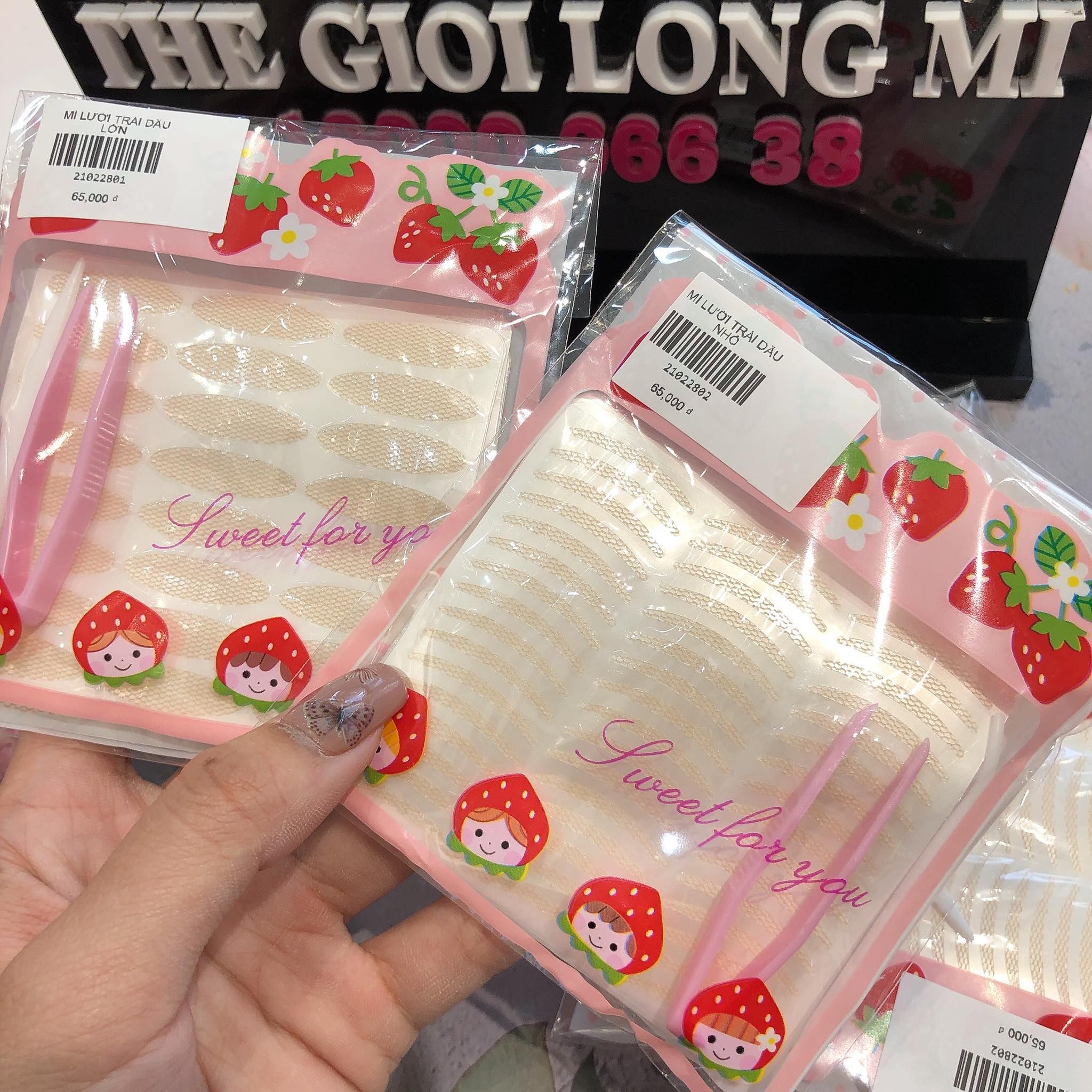 MÍ LƯỚI TRÁI DÂU