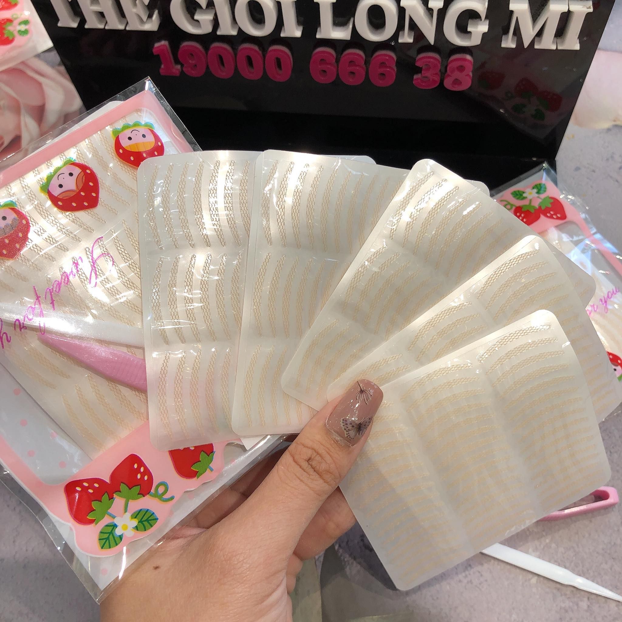 MÍ LƯỚI TRÁI DÂU