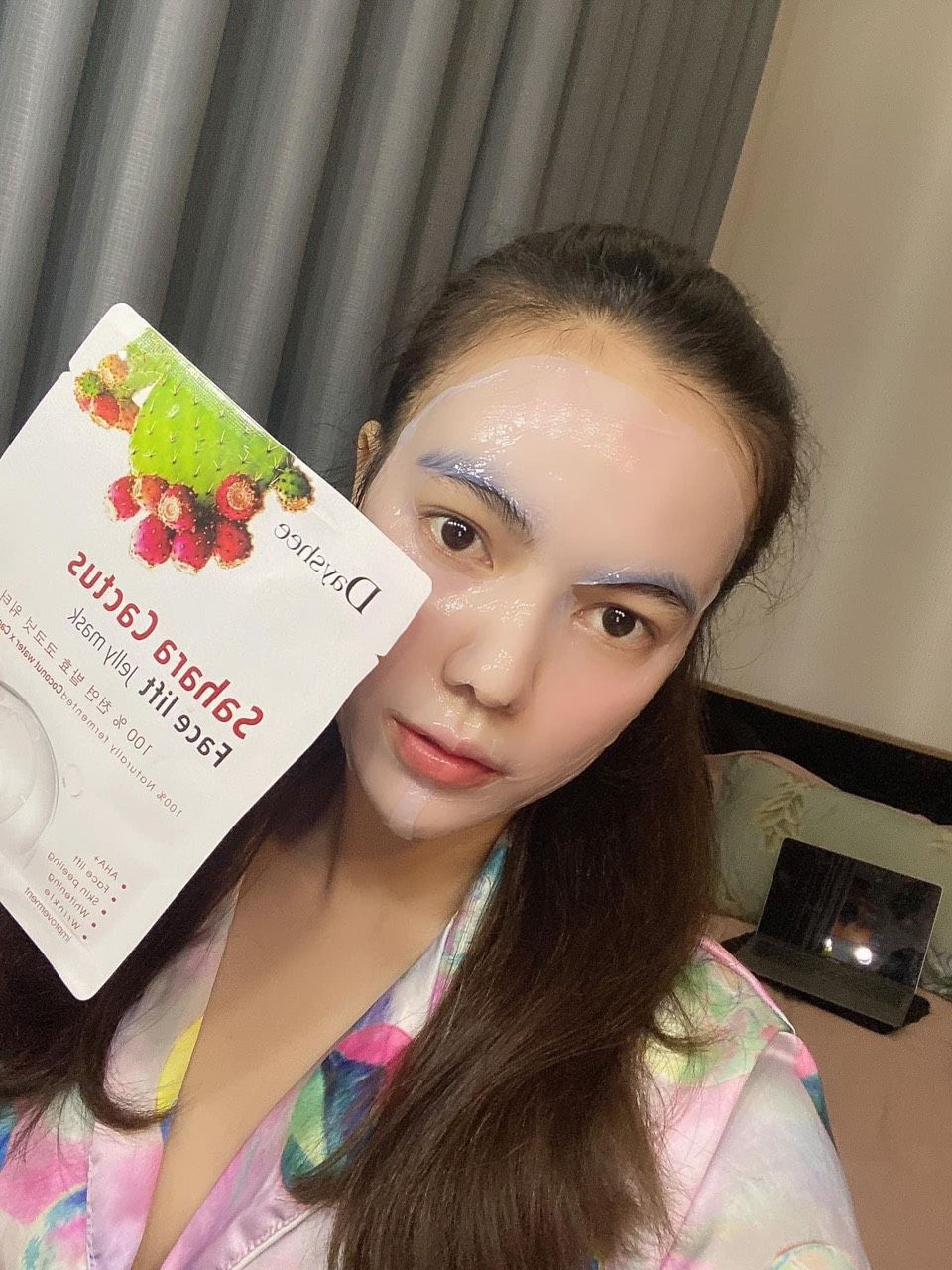 DAYSHEE MẶT NẠ NÂNG CƠ XƯƠNG RỒNG SA MẠC SAHARA