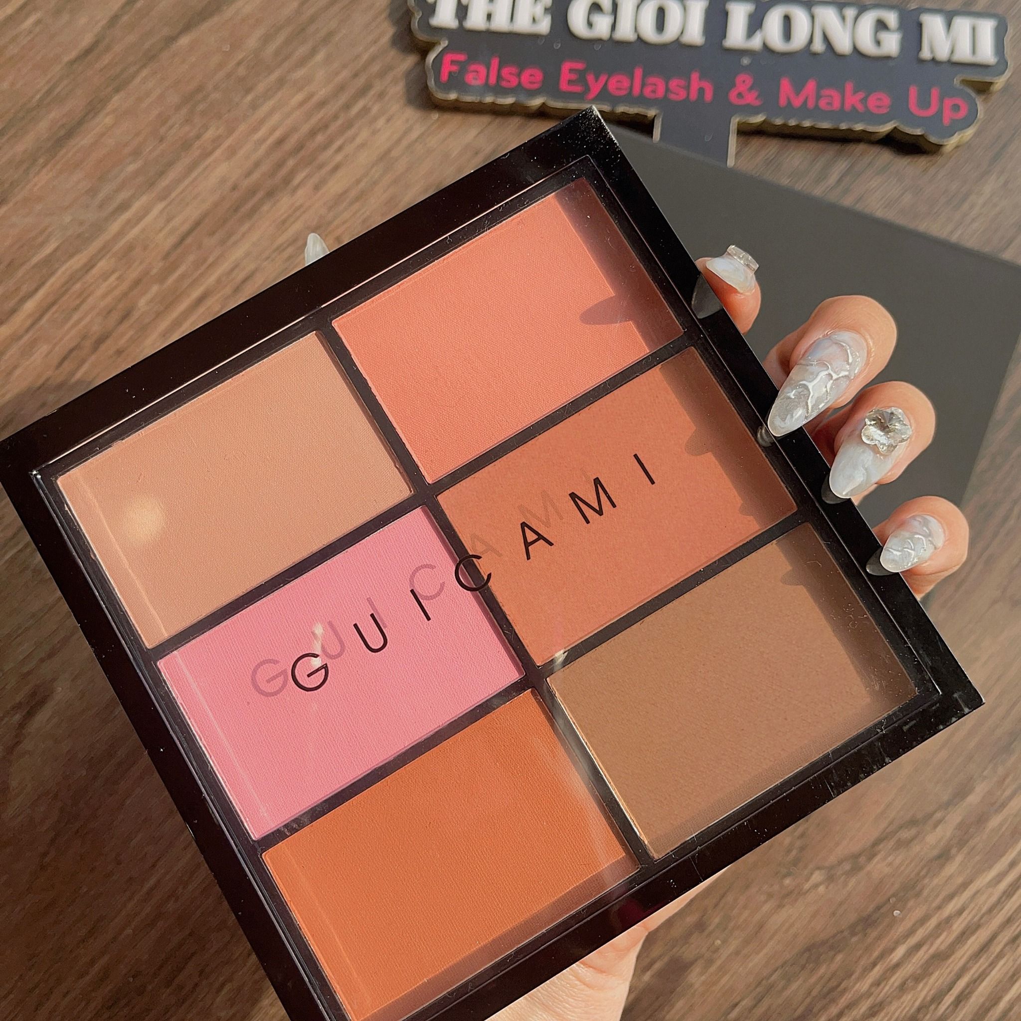 Guicami bảng má hồng 6 ô tone nude sang trọng