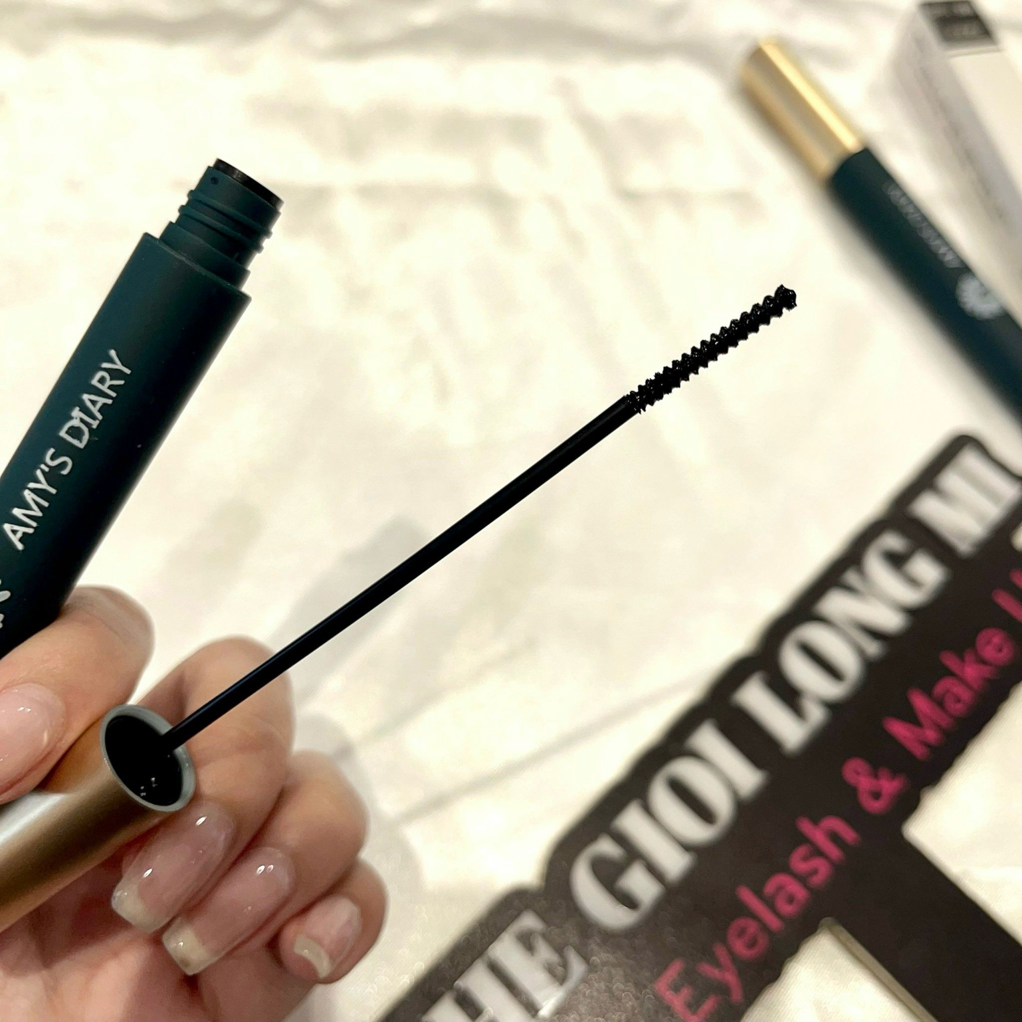  Amy's Diary mascara đầu siêu nhỏ chuốt dài lông mi 