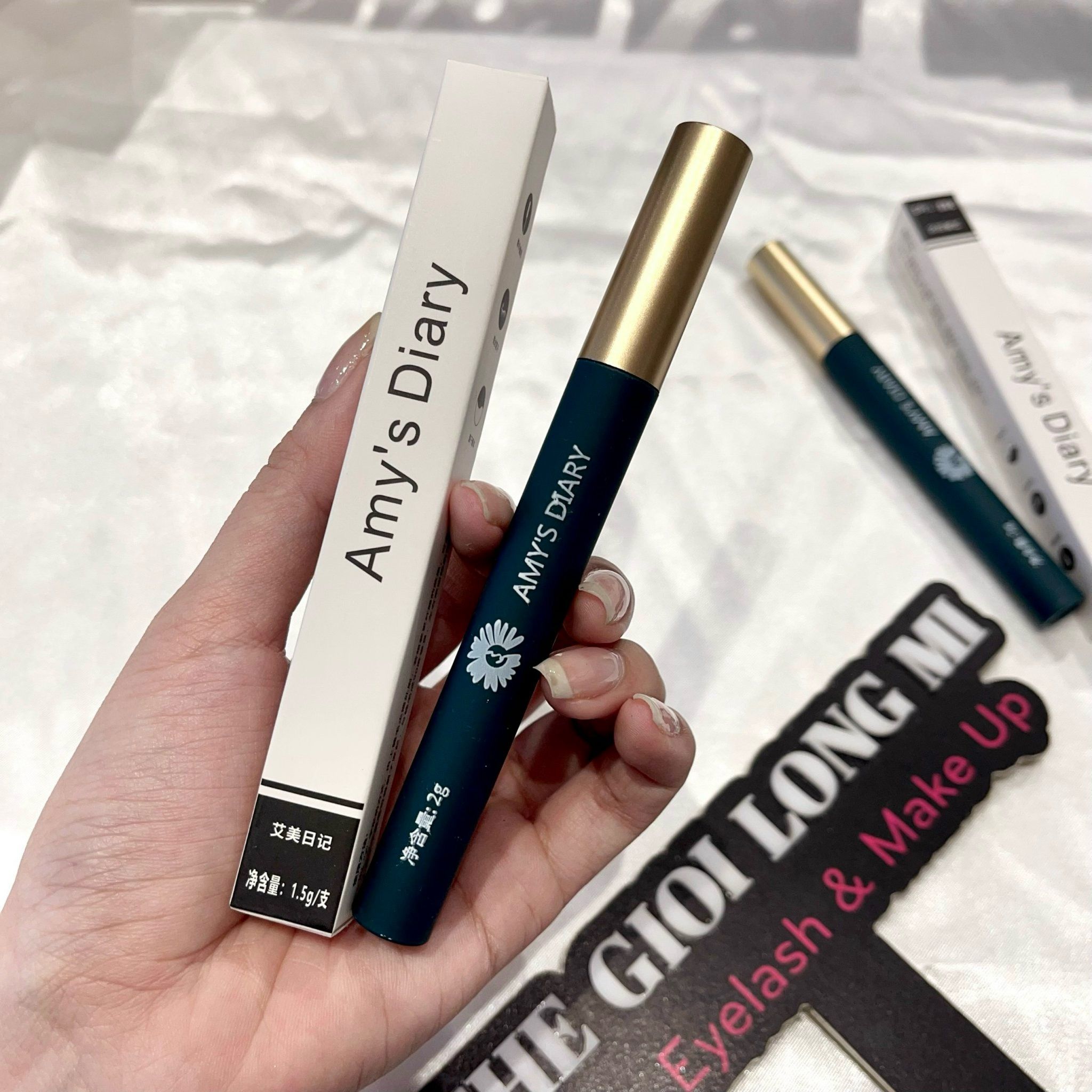  Amy's Diary mascara đầu siêu nhỏ chuốt dài lông mi 