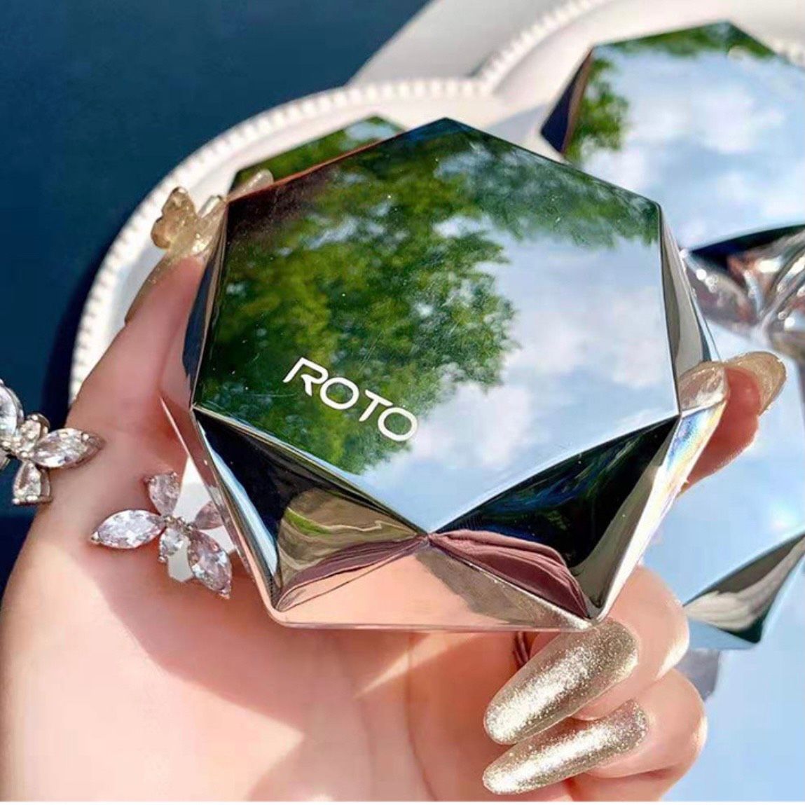 Hexagon Diamond phấn phủ bột kiềm dầu thương hiệu Roto