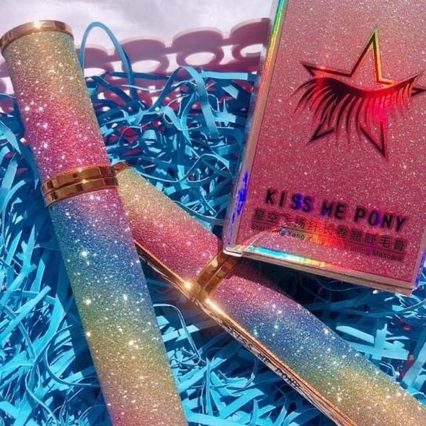 STARRY SKY MASCARA KISS ME PONY