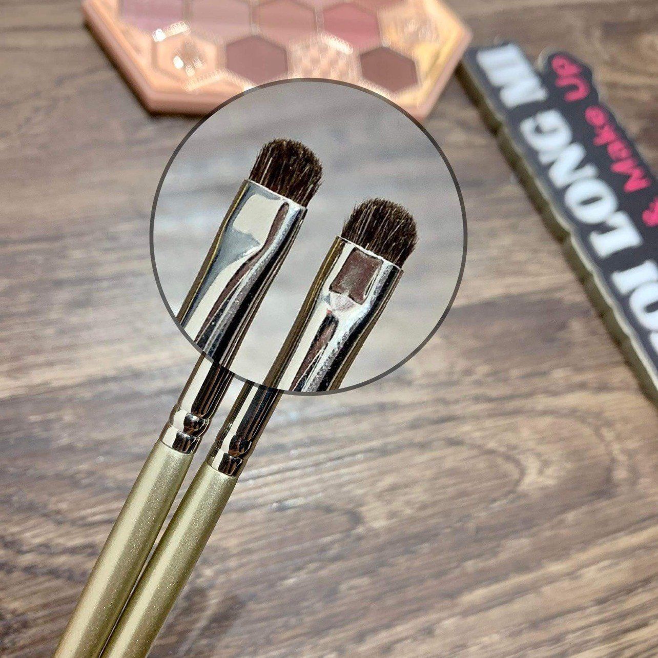 CỌ TÁN EYELINER THÂN VÀNG ĐỒNG TGLM