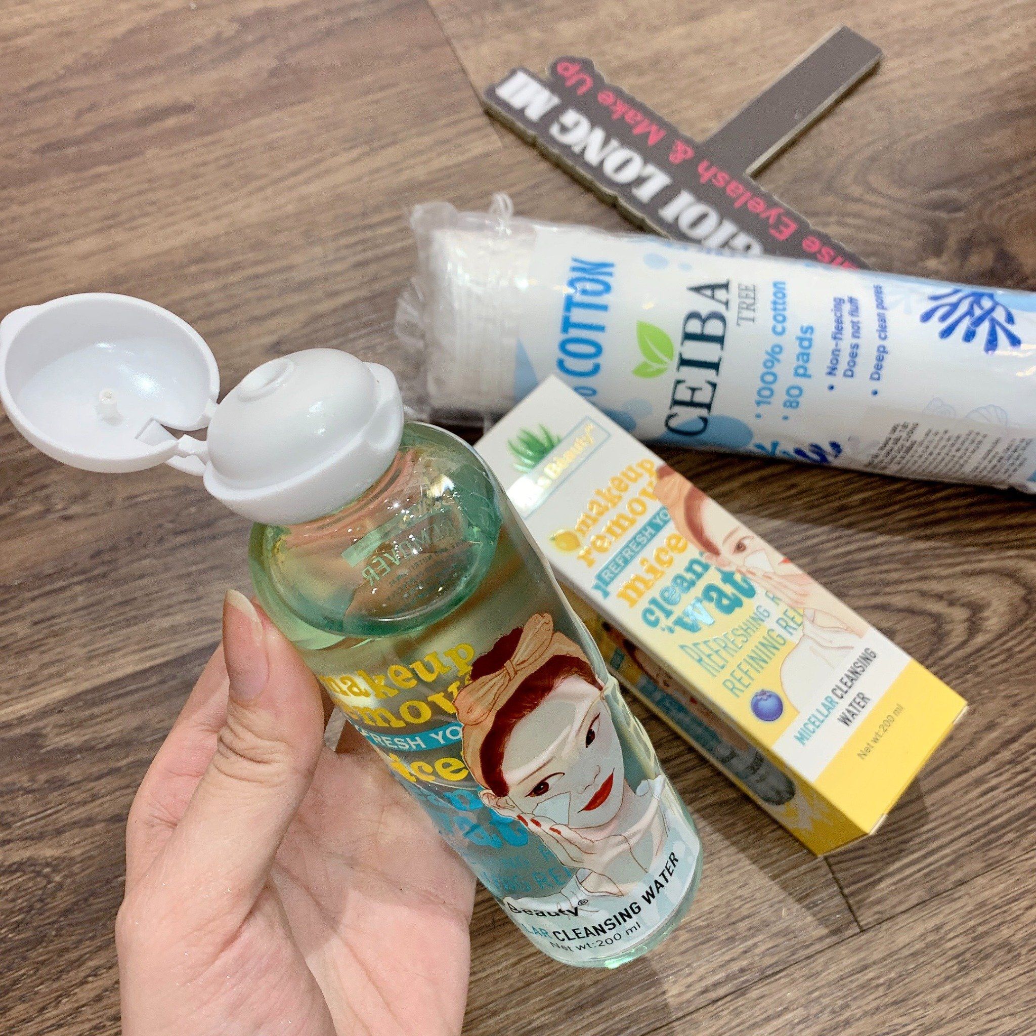 Nước tẩy trang tinh chất lô hội sạch sâu 3 lớp thương hiệu Kiss Beauty