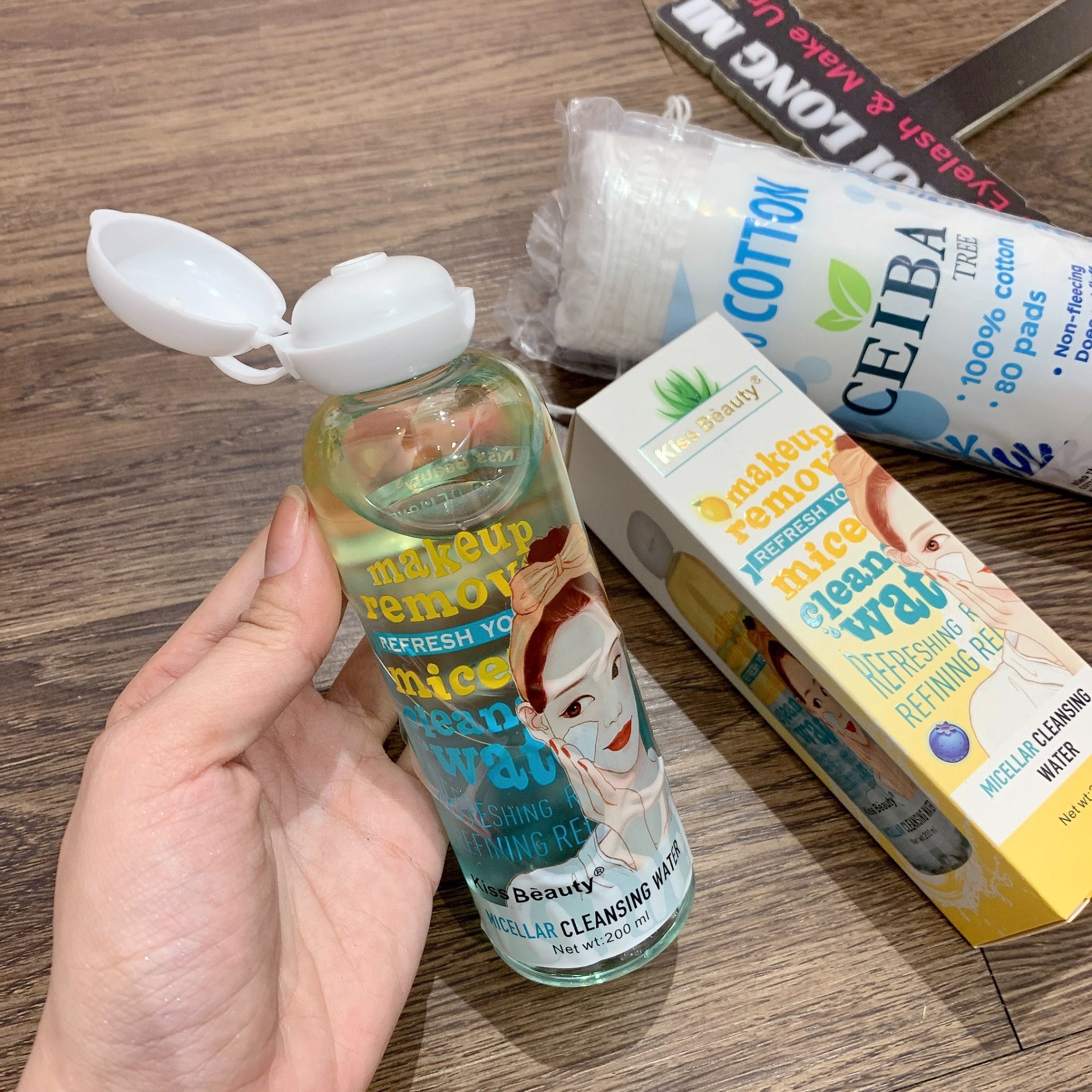 Nước tẩy trang tinh chất lô hội sạch sâu 3 lớp thương hiệu Kiss Beauty