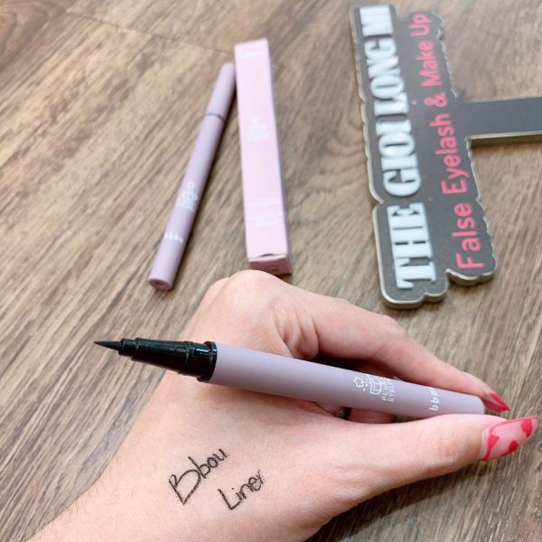 FLUENT KẺ MẮT NƯỚC BBOU