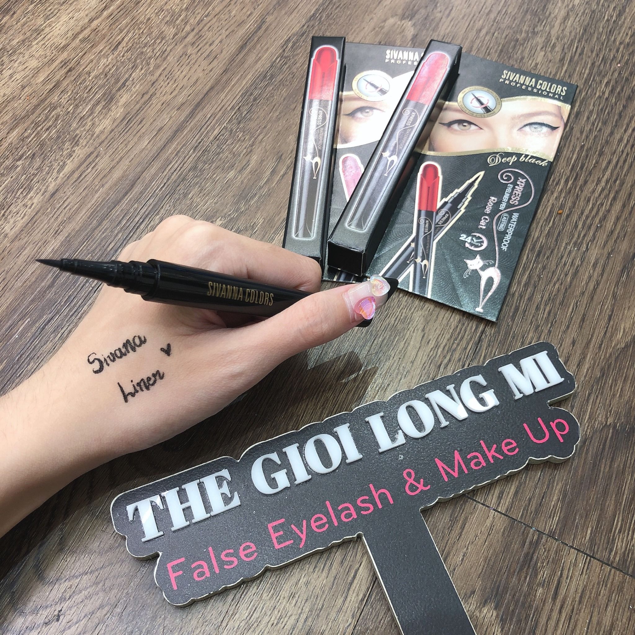 (HF896) EXPRESS EYELINER PEN SIVANNA COLORS