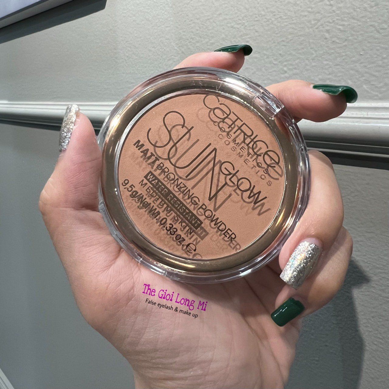 SUN GLOW MATT BRONZING POWDER PHẤN PHỦ TẠO KHỐI CATRICE