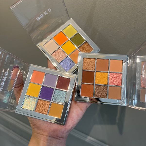 HDKD BẢNG PHẤN MẮT 12 HỘP NHỰA TRONG SUỐT