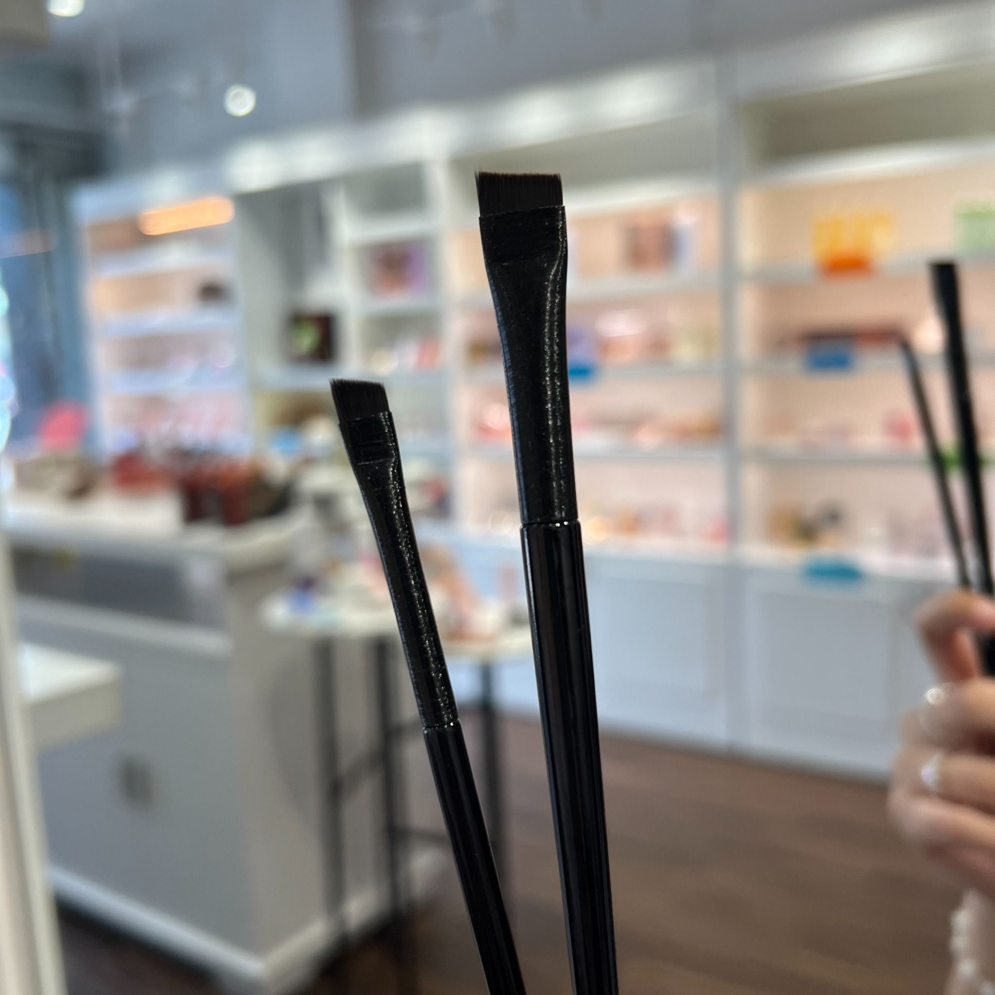 Combo 2 cọ tém chân mày và eyeliner