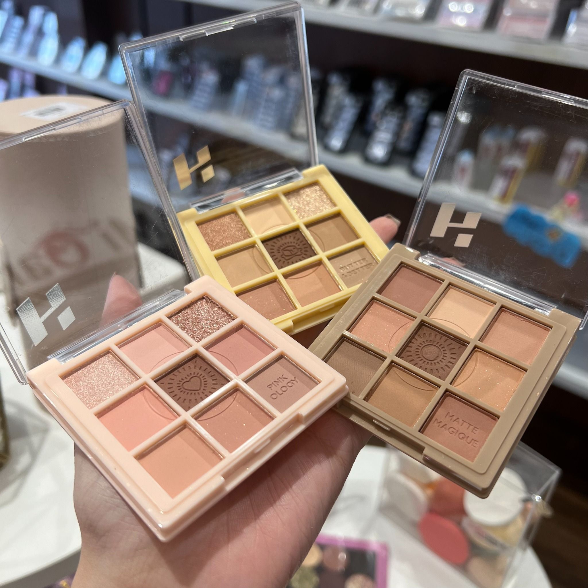 #2206 HỘP PHẤN MẮT 9 Ô TGLM
