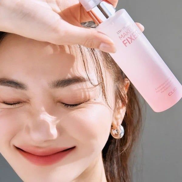 STAY EFFECT MAKE UP FIXER XỊT KHÓA NỀN CLIO CHAI HỒNG