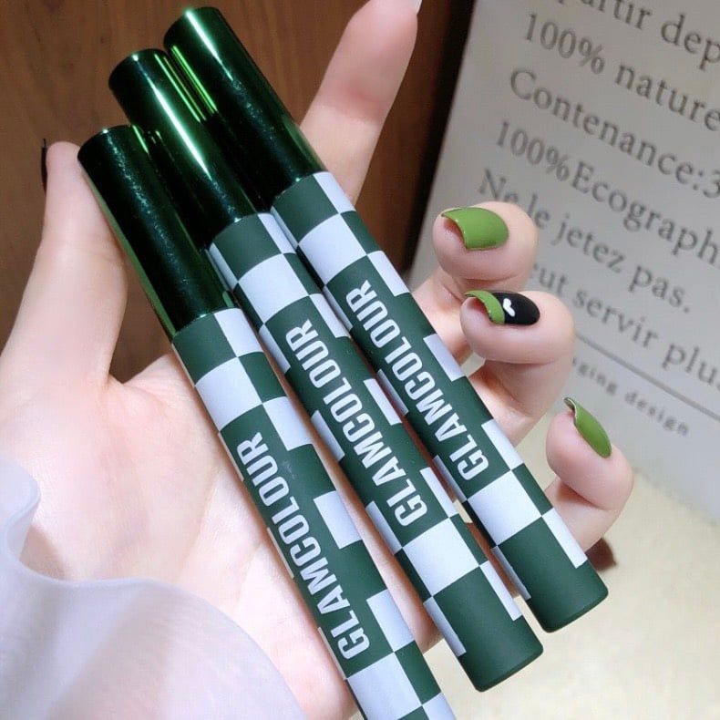 CARO XANH LÁ MASCARA GLAM COLOUR