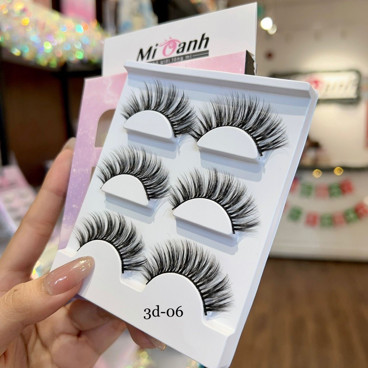 3D-06 hộp lông mi lông chồn 3 cặp kiểu dáng Katun thương hiệu Mi Oanh (SS23)