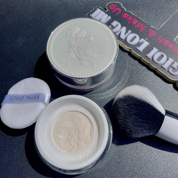 WHITE FLOWER PHẤN PHỦ BỘT KIỀM DẦU GOGOTALES (#801)