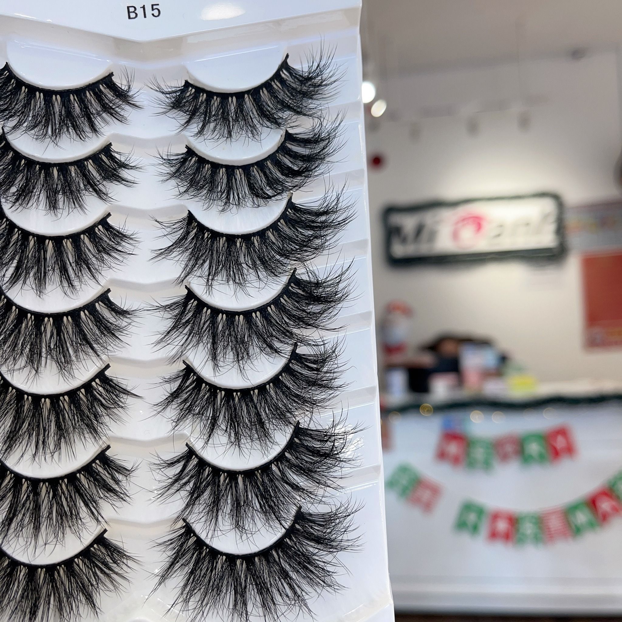 B15 hộp lông mi lông chồn 7 cặp kiểu dáng 5D trang điểm tone tây thương hiệu Mi Oanh