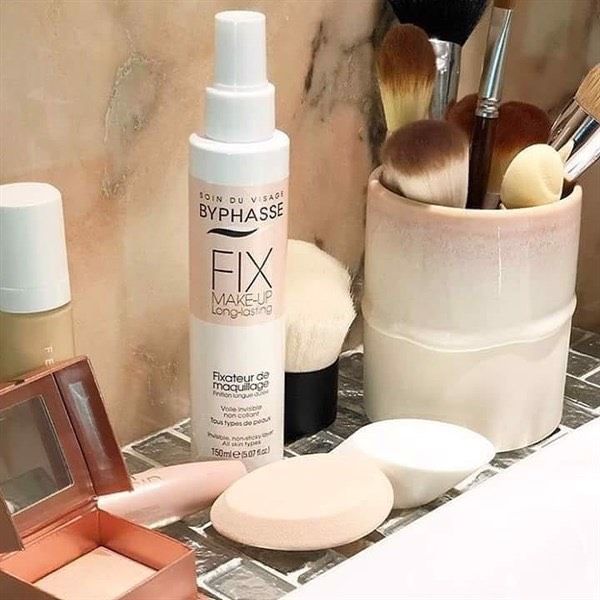 Fix chat xịt khóa lớp nền trang điểm thương hiệu Byphasse