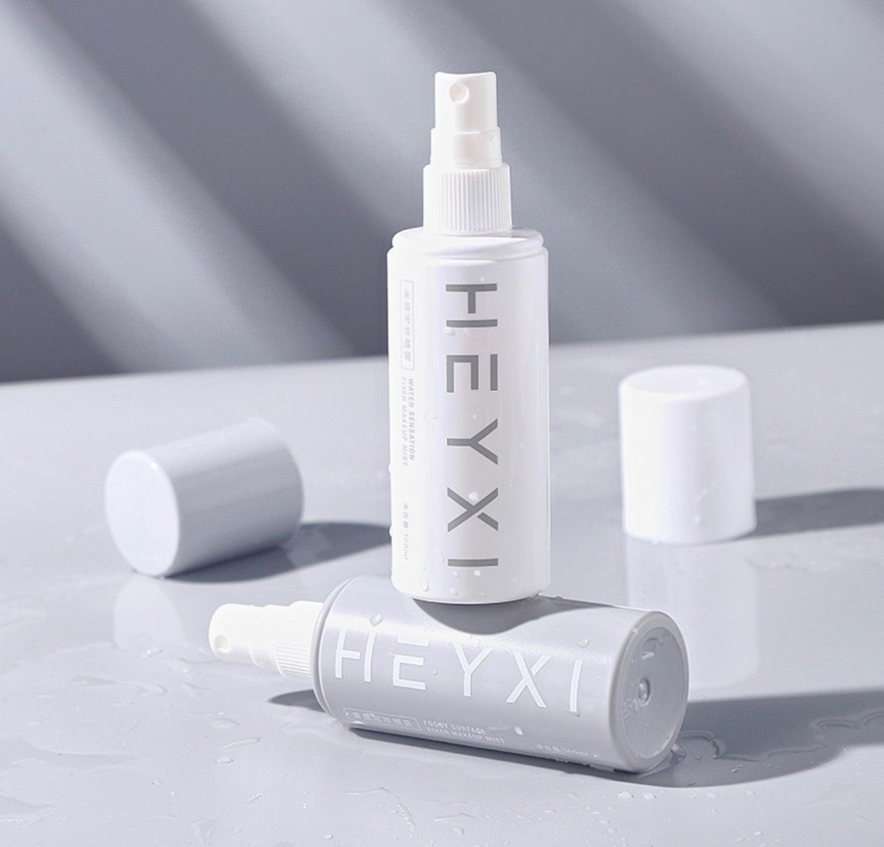 MAKE UP SETTING SPRAY XỊT KHÓA NỀN HEYXI