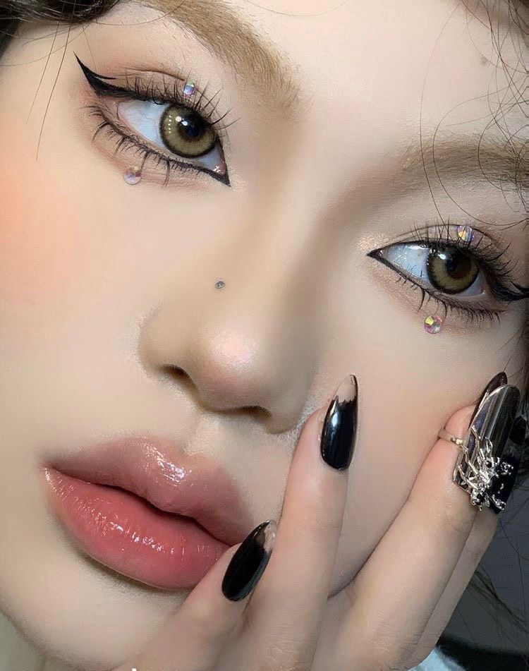 Hạt Kim Cương Trang Điểm với keo dính