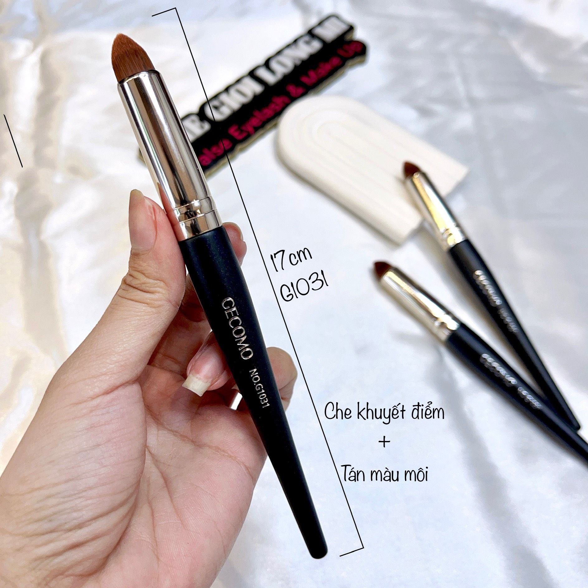 G1031 cọ che khuyết điểm & tán màu môi thương hiệu Gecomo (dài 17cm)