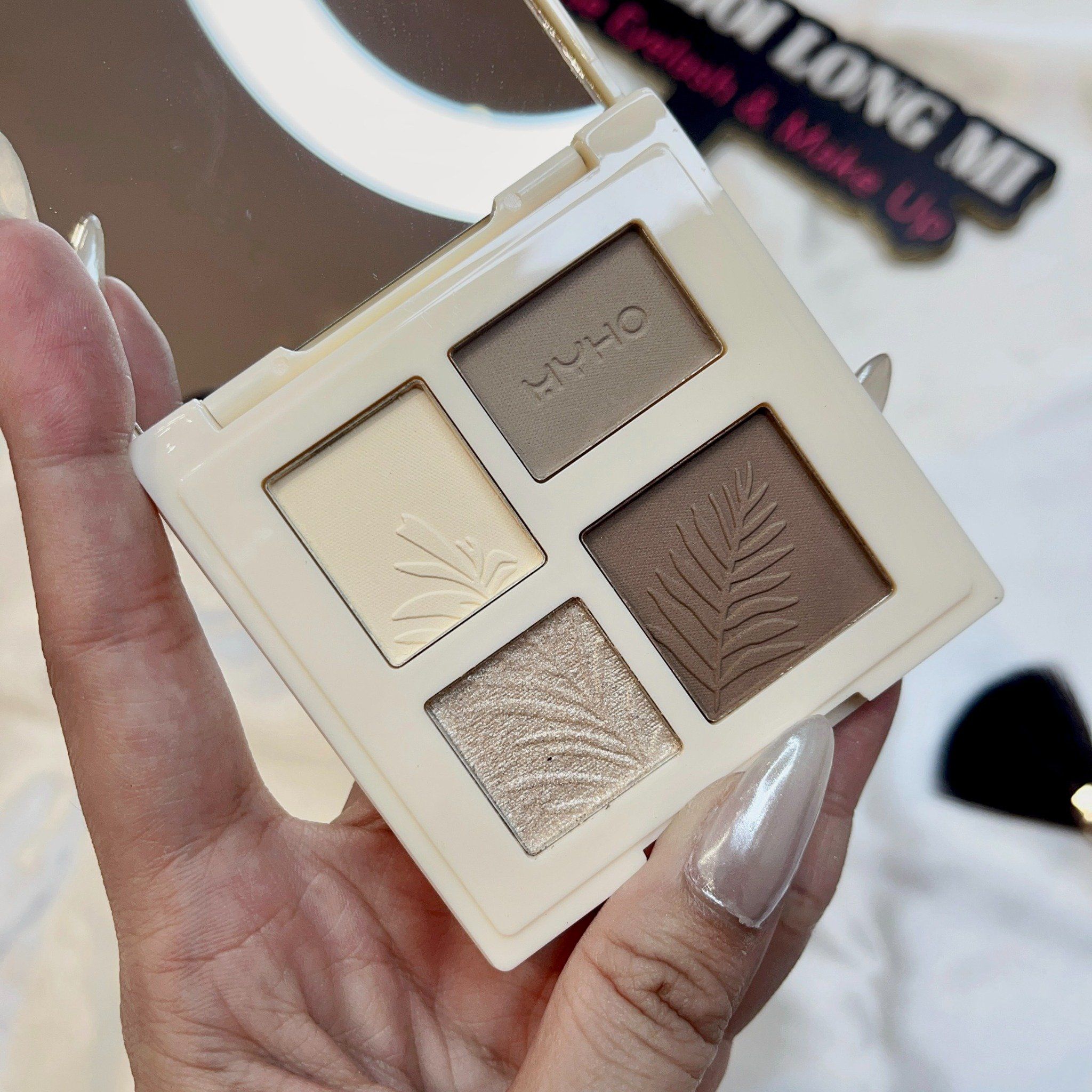 Highlight & Contour hộp phấn nén tạo khối bắt sáng thương hiệu Myho