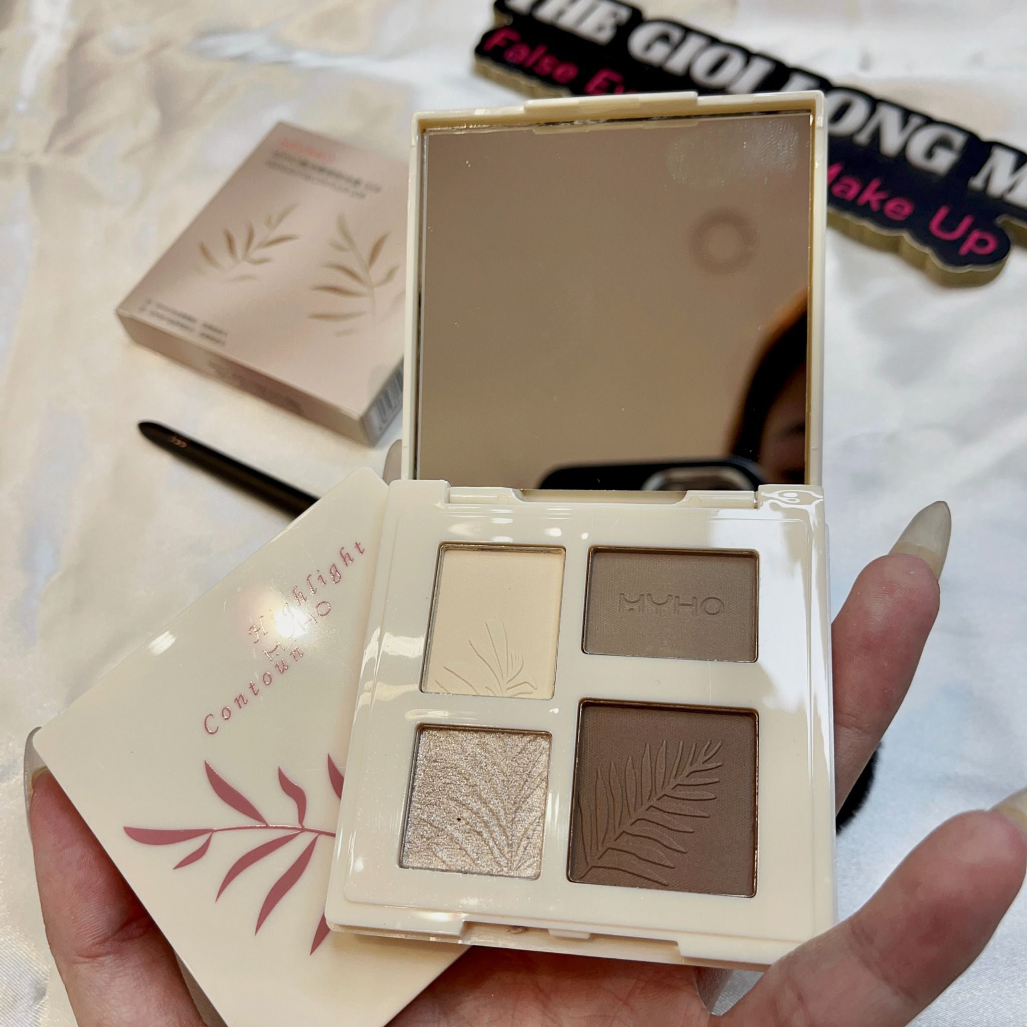 Highlight & Contour hộp phấn nén tạo khối bắt sáng thương hiệu Myho