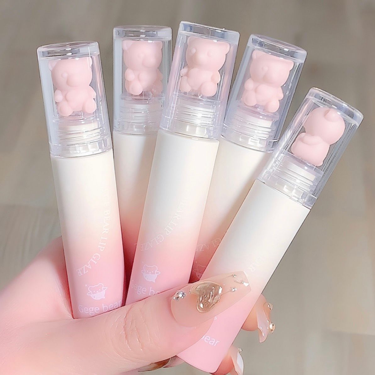 Gear Lip Glaze son kem lì nắp hình con gấu cute thương hiệu Gege Bear