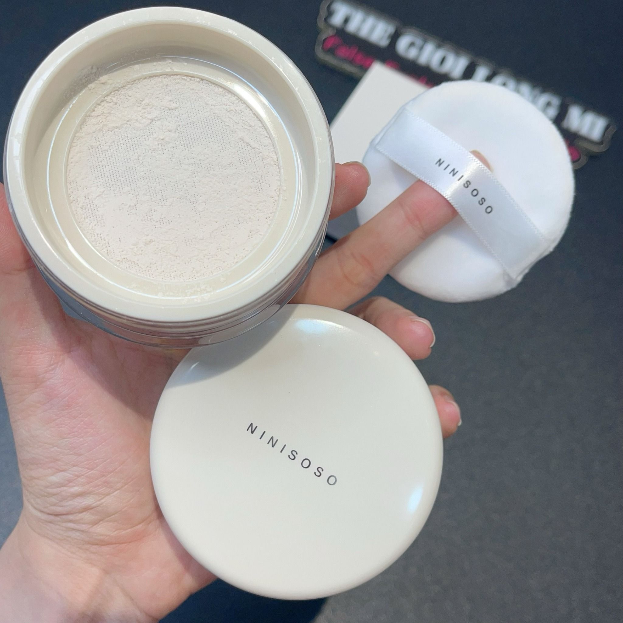 Ninisoso phấn phủ bột kiềm dầu siêu mịn