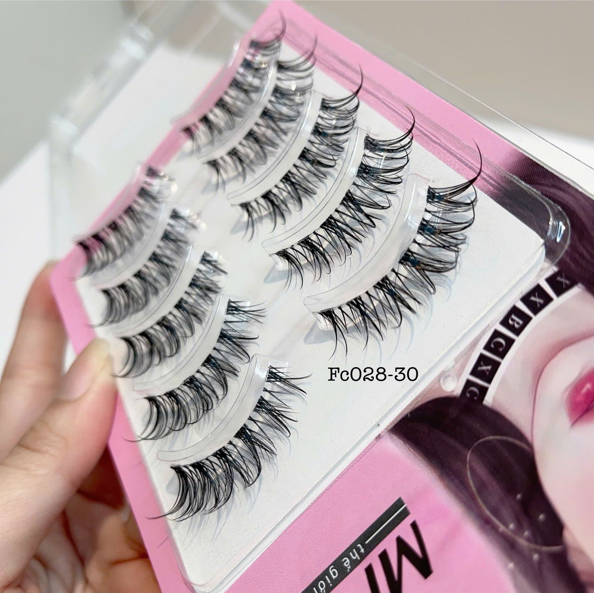 FC028-30 hộp lông mi lông chồn 5 cặp viền gân trong tàng hình thương hiệu Mi Oanh