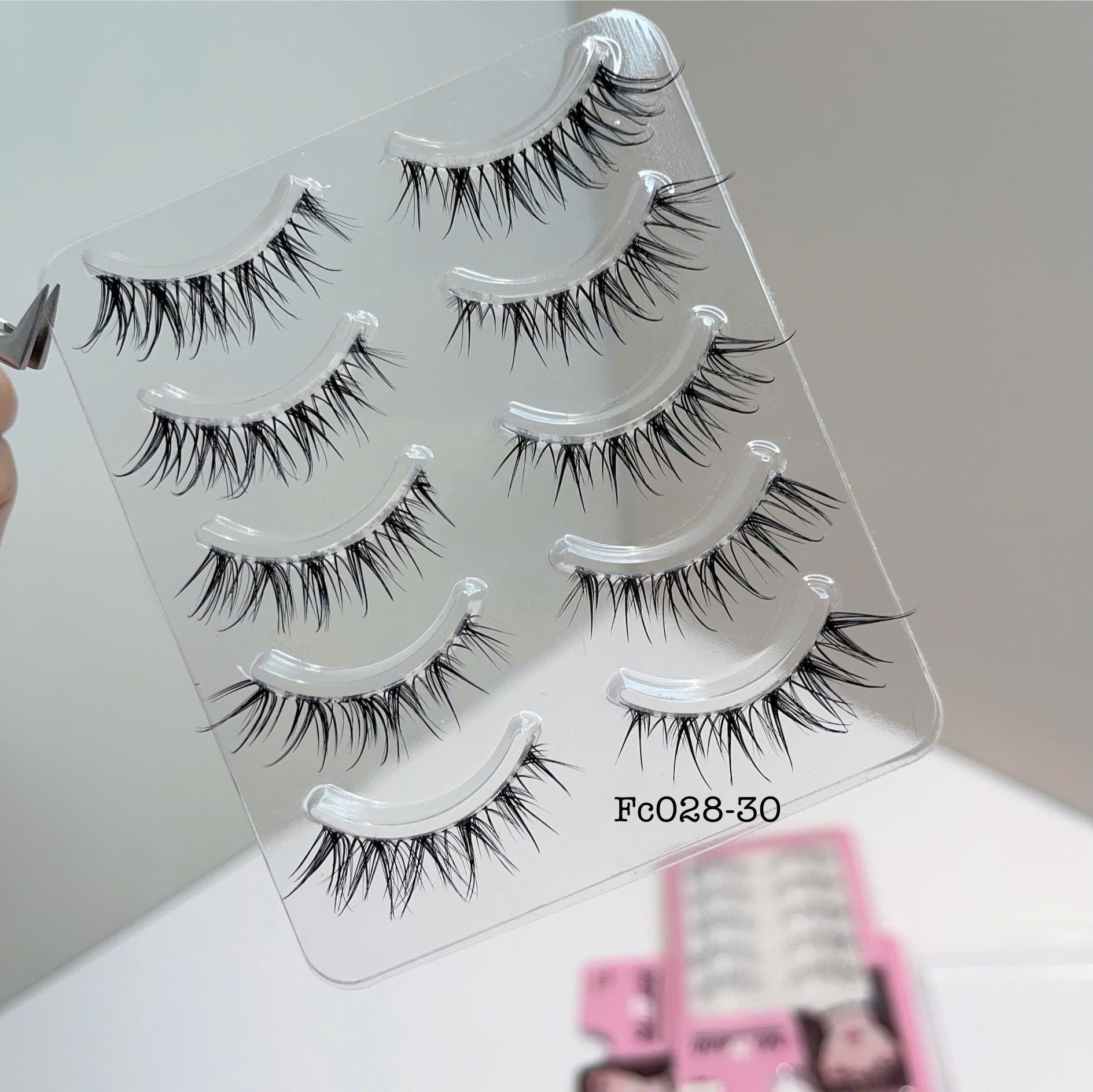 FC028-30 hộp lông mi lông chồn 5 cặp viền gân trong tàng hình thương hiệu Mi Oanh