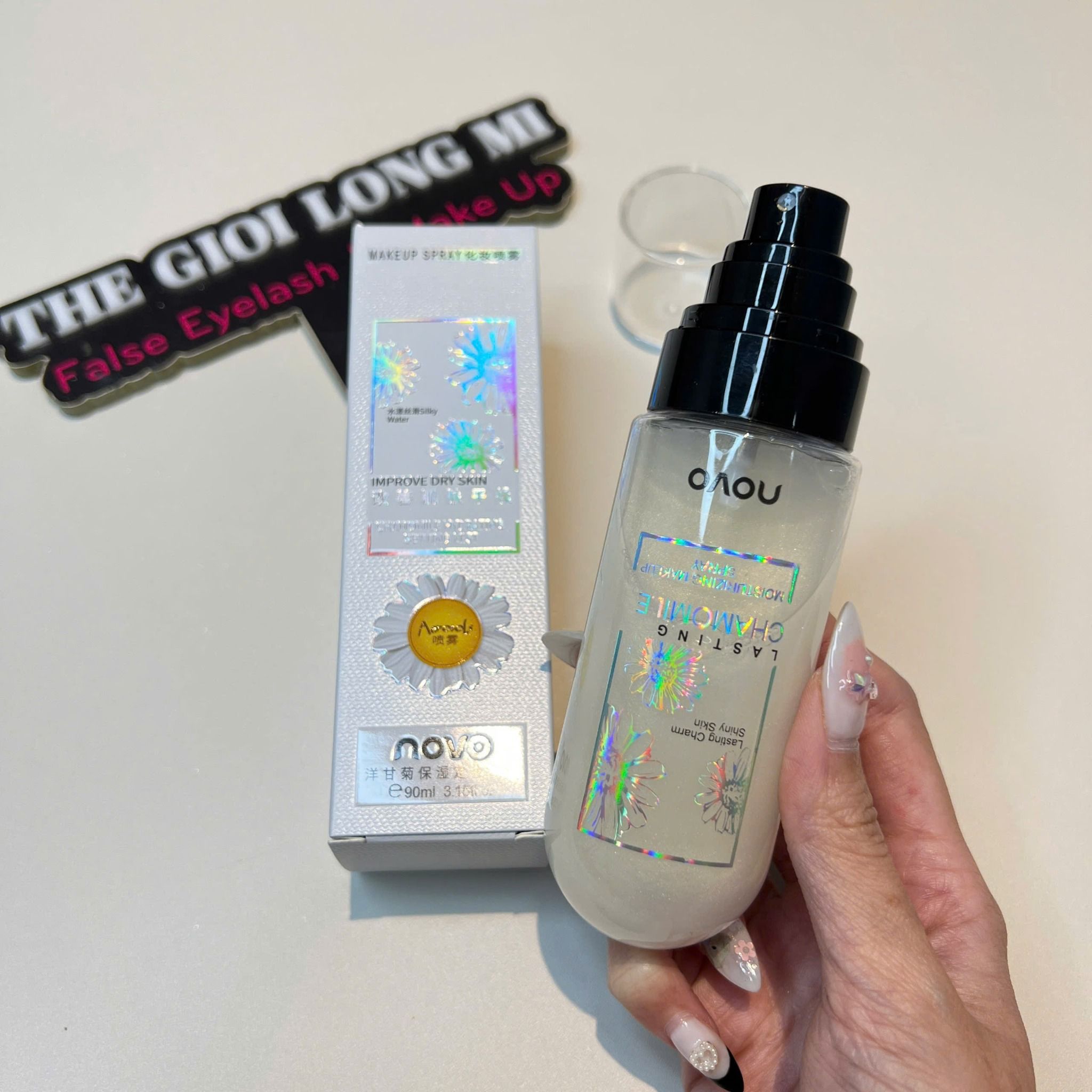 Chamomile make-up spray chai xịt khóa nền thương hiệu Novo