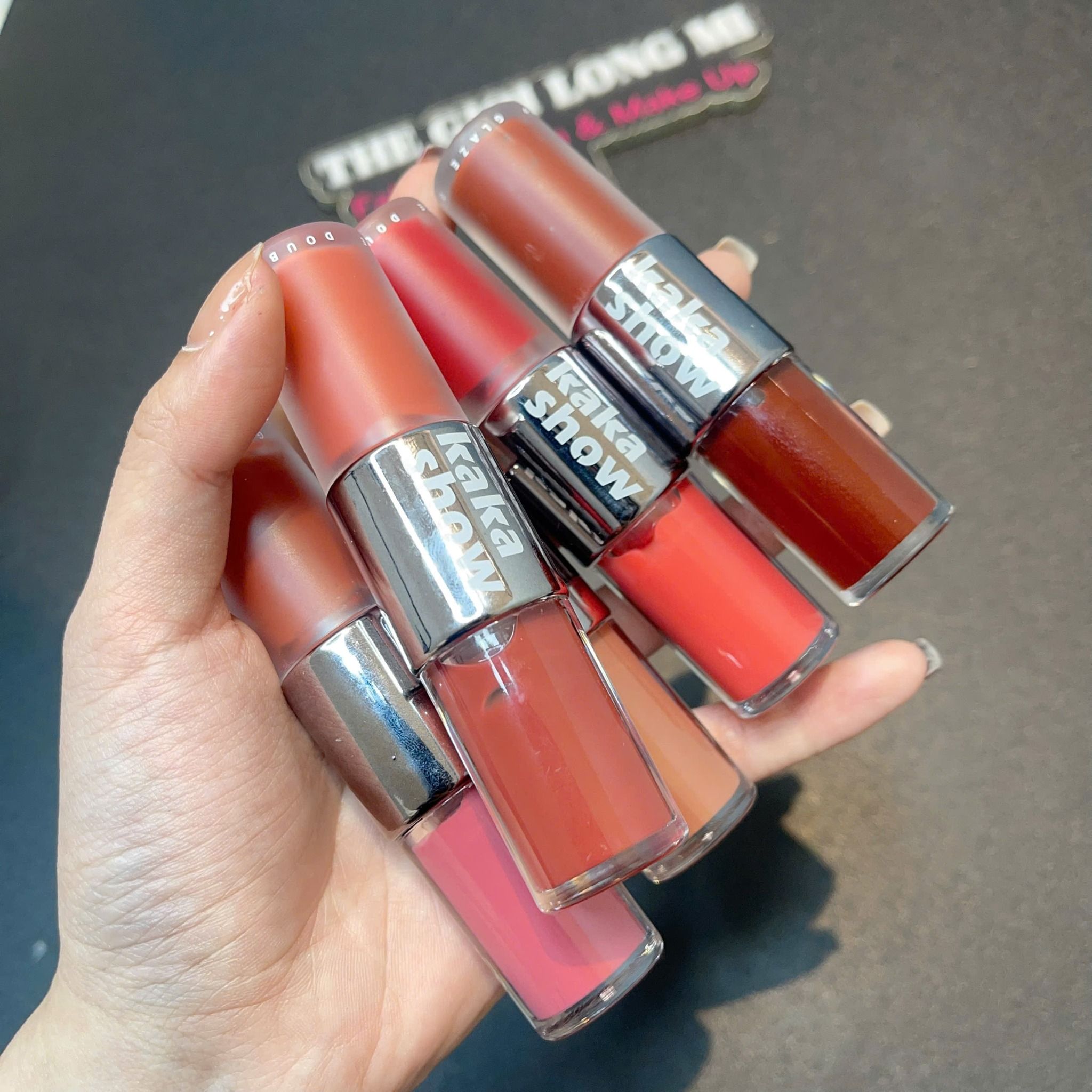 Double Lip Glaze BST son kem lì thương hiệu Kakashow
