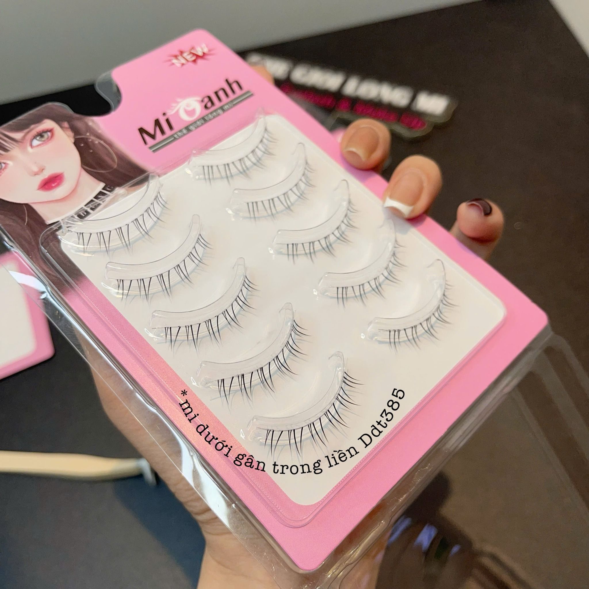 Ddt385 hộp lông mi giả viền gân trong 5 cặp thương hiệu Mi Oanh