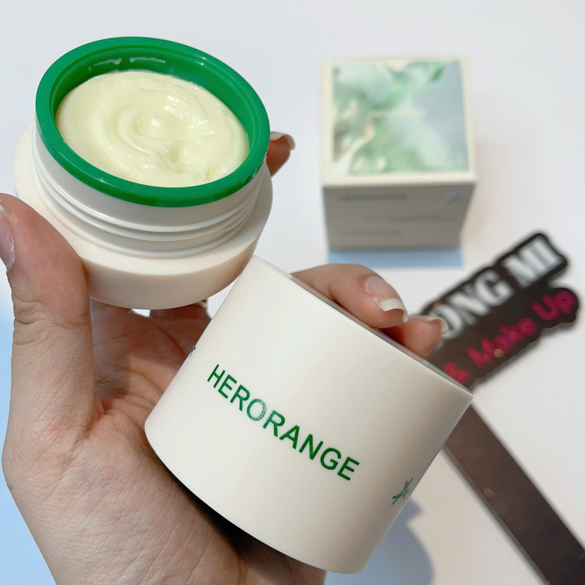 Moisture light perception primer skin-fit cream kem lót thương hiệu Herorange