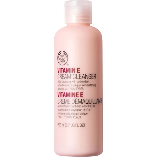Sữa rửa mặt The Body Shop Vitamin E Cream Cleanser 200ml
