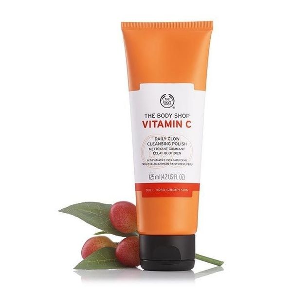  Rửa Mặt THE BODY SHOP Vitamin C Daily Glow Cleansing Polish 125ML 