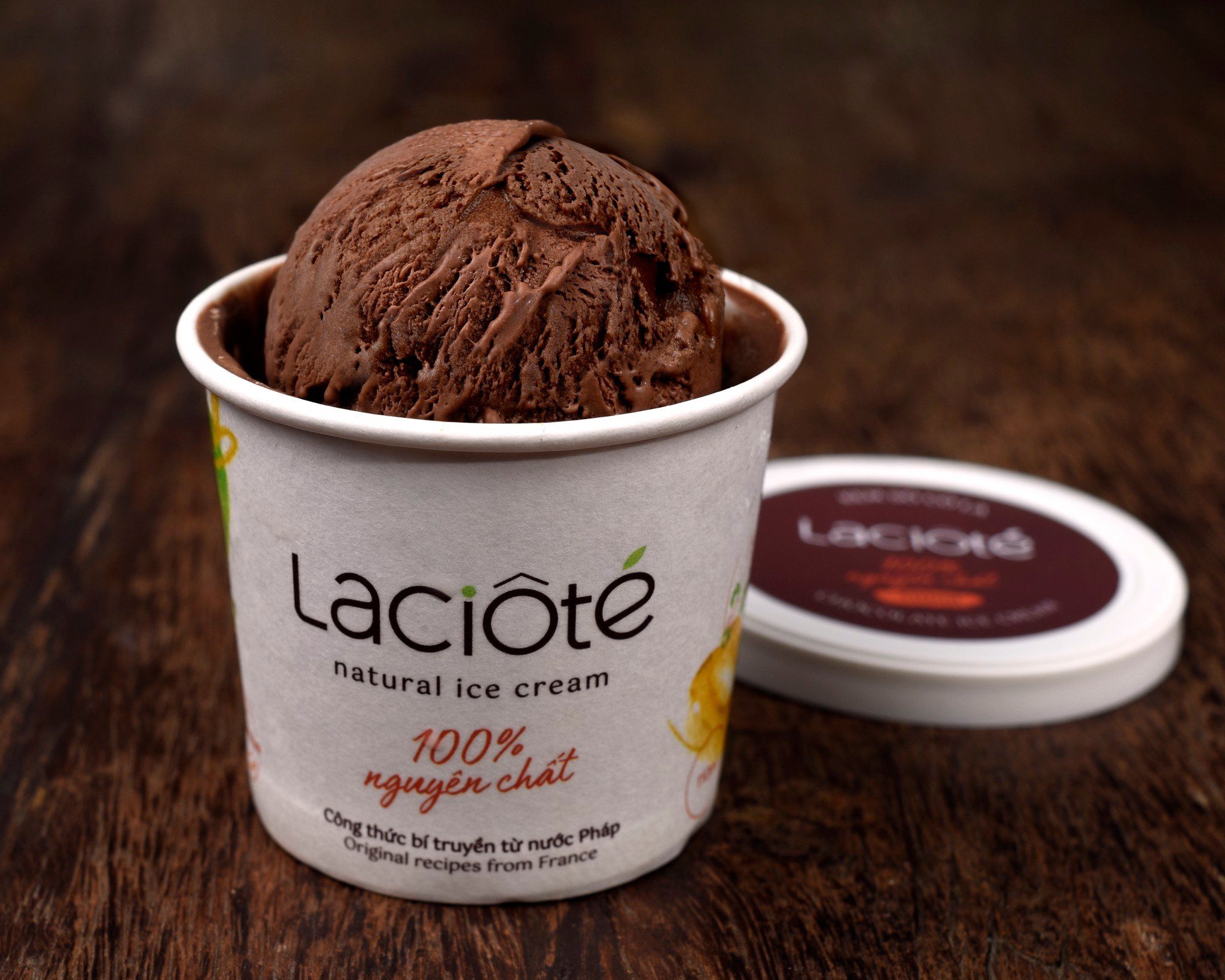 Kem Sô cô la Praline - Chocolate with pralines