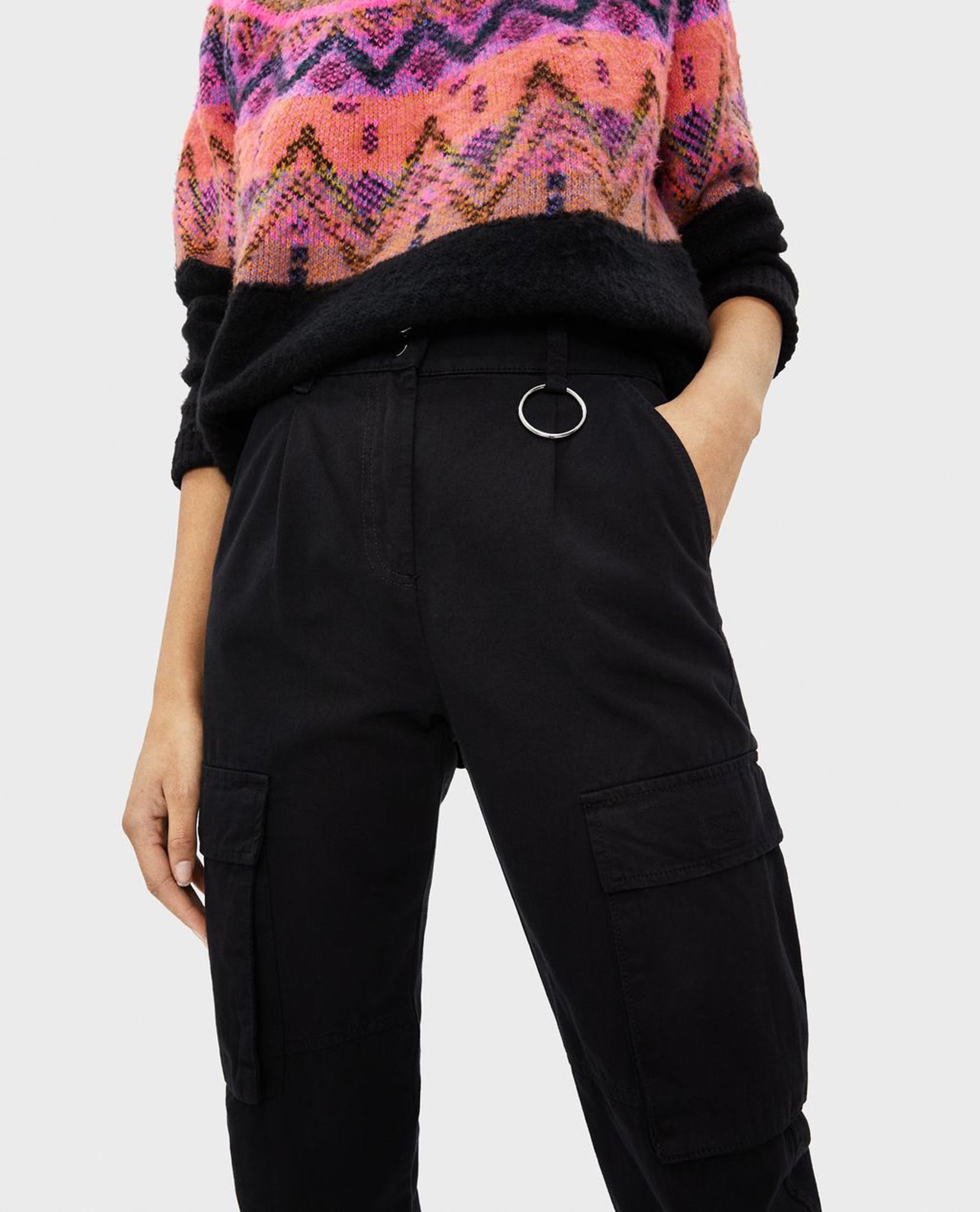 12.23.22 - VTG CARGO JOGGER PANTS - BERSHKA