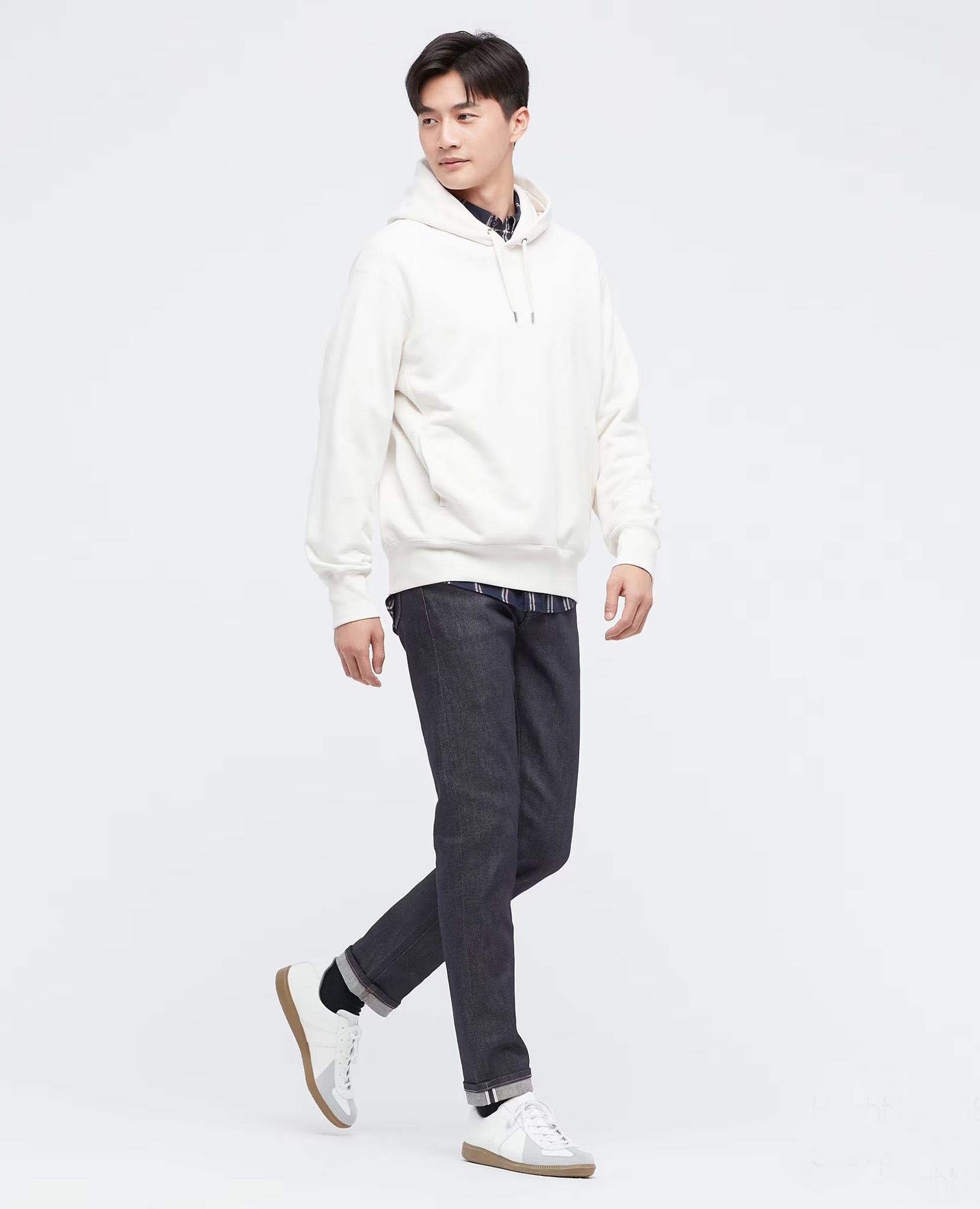 10.07.23 - VTG SELVEDGE STRETCH SLIM FIT DENIM PANTS - UNIQLO