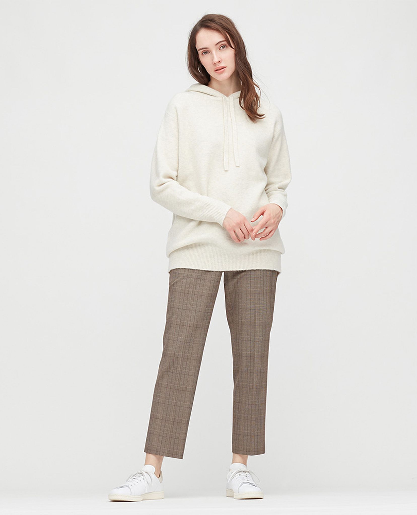 02.13.23 - VTG SMART ANKLE PANTS - UNIQLO