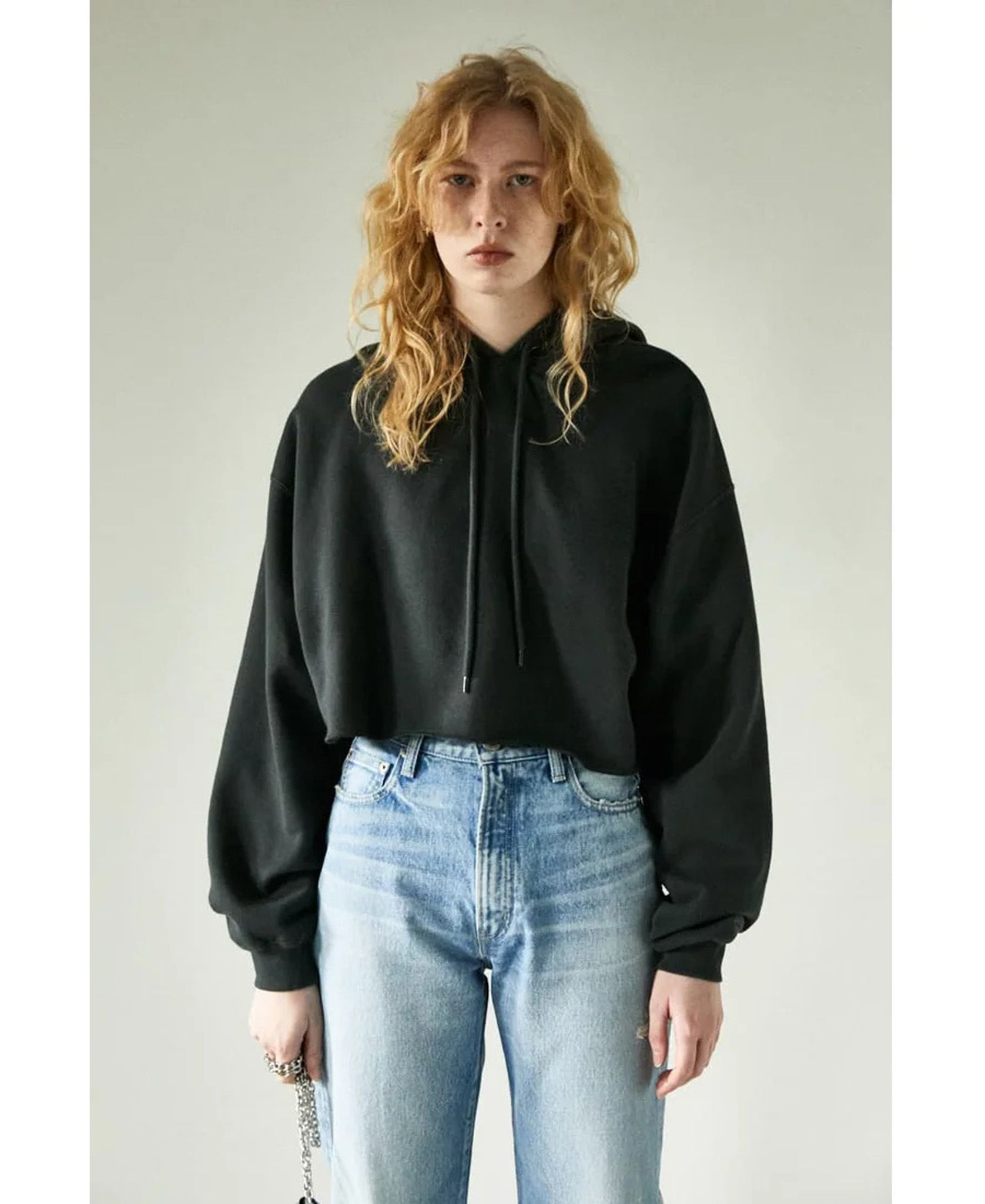 11.17.23 - VTG WASHED CROPPED PULLOVER HOODIE - MOUSSY