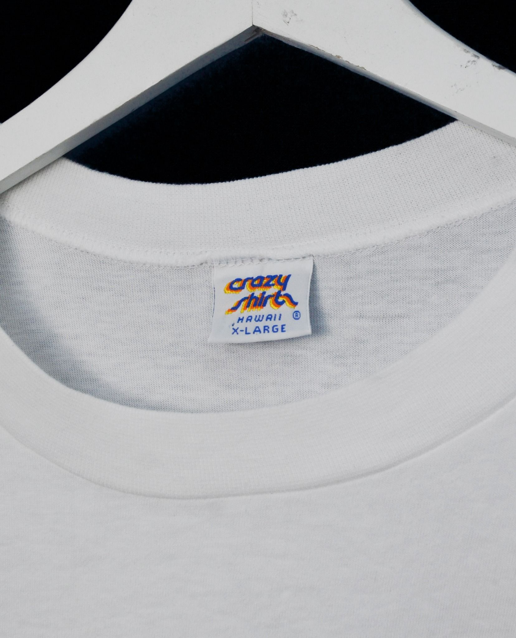 12.04.22 - VTG T-SHIRT - CRAZY SHIRTS 90s