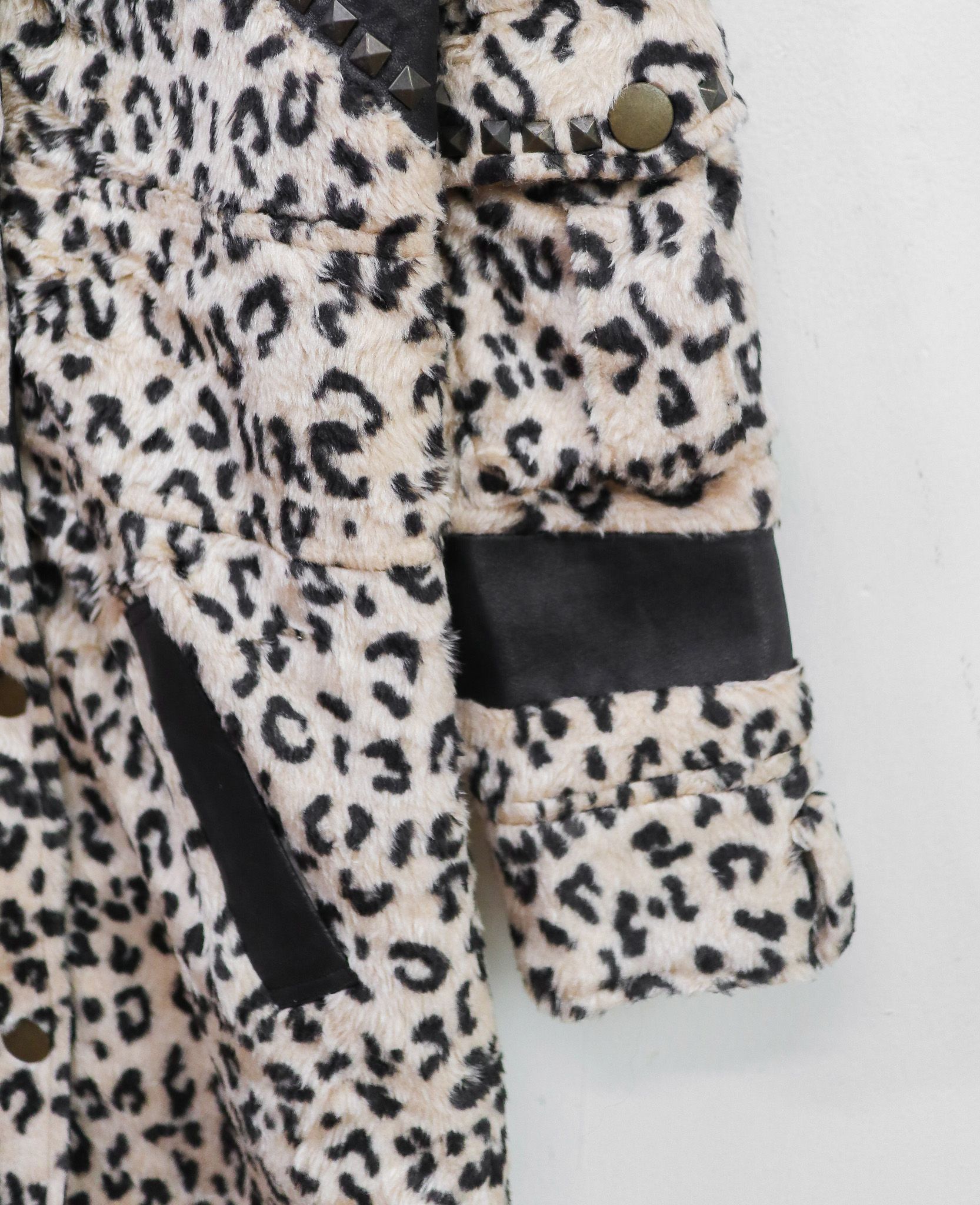 12.16.24 - VTG FAUX FUR LONG COAT JACKET - GLAD NEWS